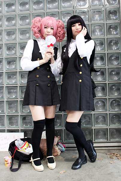 ニコニコ超会議2015 2日目 コスプレイヤー画像 夢希さん「妖狐×僕SS」白鬼院凜々蝶／茉稀さん「妖狐×僕SS」髏々宮カルタ
