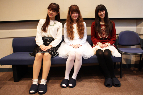 三森すずこさん、やのあんなさん、村川梨衣さん