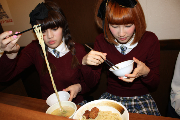 ウェザーガールズ×ラーメン