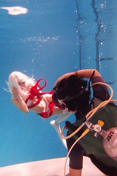 「水中ニーソ」真縞しまりすさん5