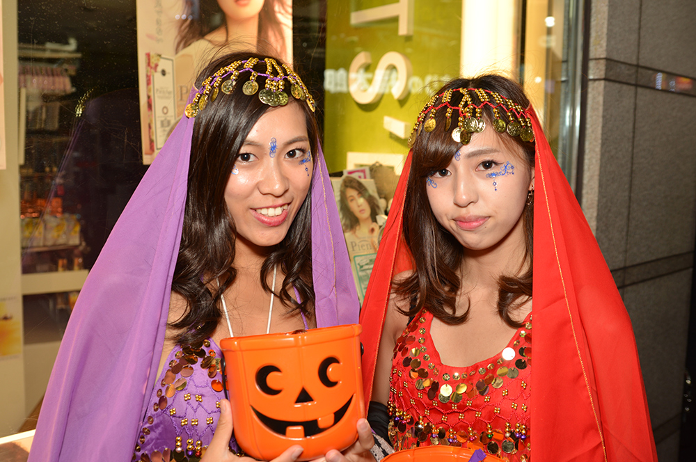 渋谷ハロウィンの美女たち５３