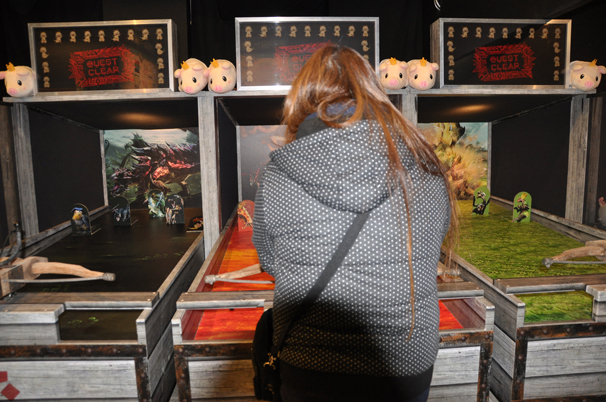 見事、すべてのモンスターに当てると景品がもらえます