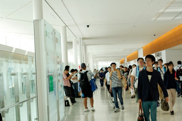 南展示棟