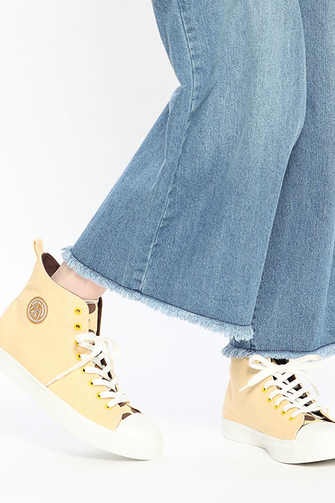 スニーカー（サーバルモデル）