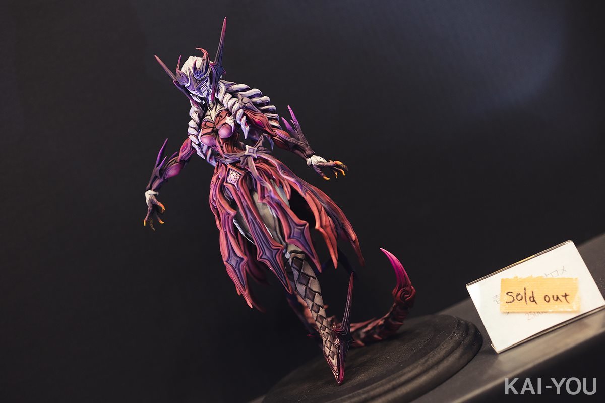 画像2: まるで魔王!? 壱百満天原サロメのアレンジフィギュアが神々しい