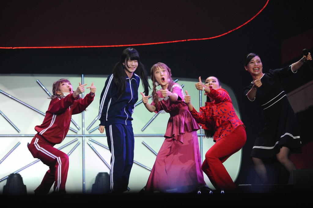 左からまあたそさん、よききさん、ふくれなさん、マリリンさん、和田さん。