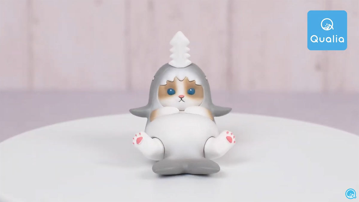 「サメにゃん」／画像は動画「【2022年7月発売】サメにゃん マスコットフィギュア」より