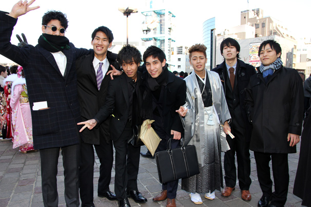 渋谷の成人式での新成人の写真15