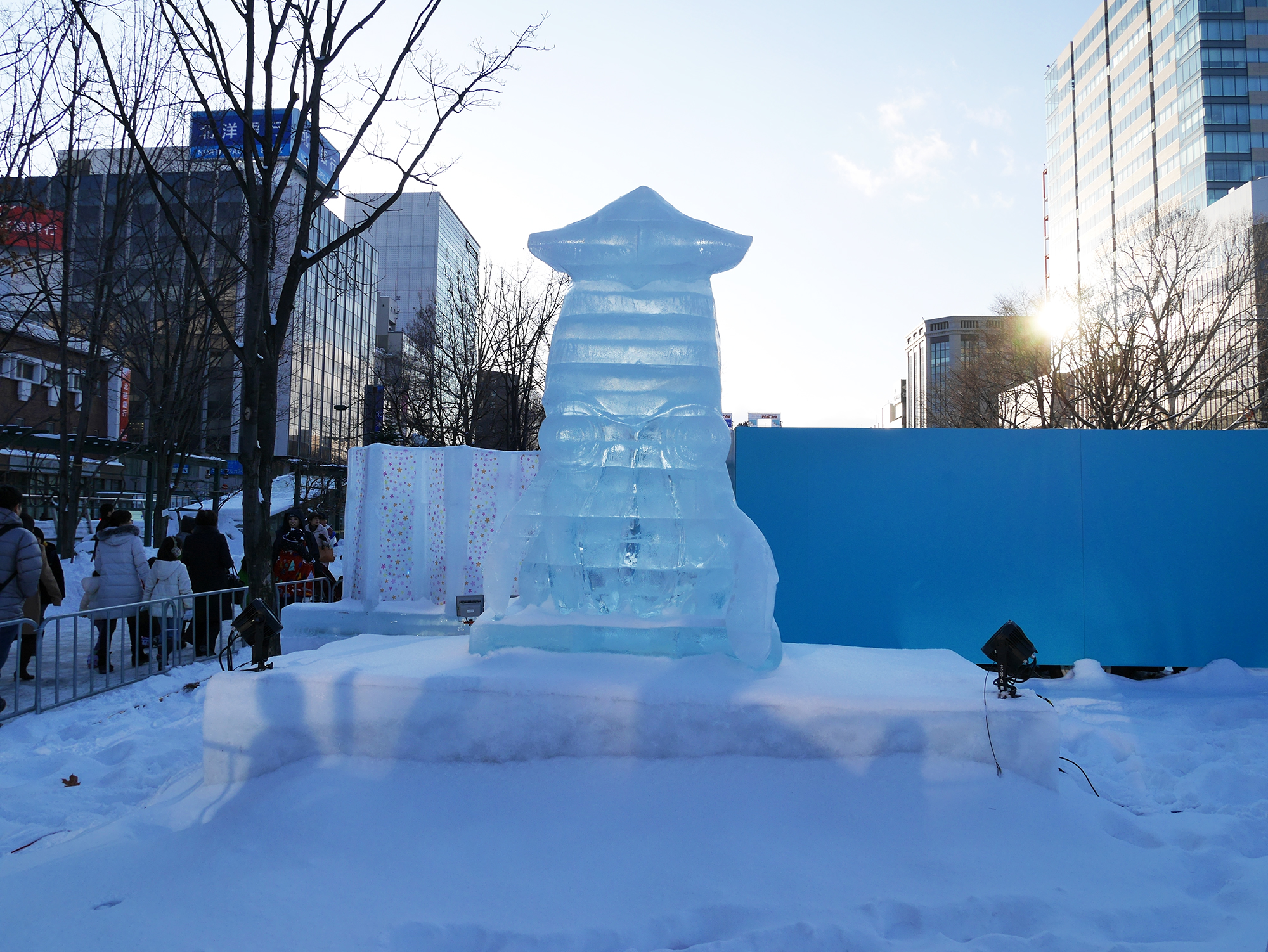 さっぽろ雪まつり_氷像_イカール星人