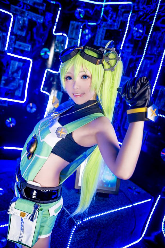 小桃さん／『StraStella(ストステ) 』ジニー