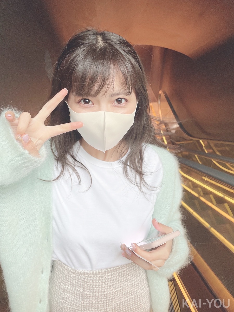 セクシー女優　根尾あかりさんと二葉エマさん