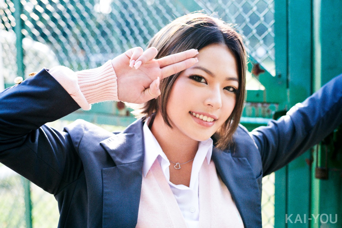 速水健朗「ギャルが生きた30年史」第2回2000年代／モデル：今井夏帆