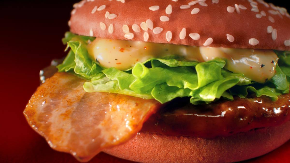 画像8: 【追記】シャア専用マクドナルド出る！ マックとガンダムがコラボ、シャアお墨付きメニューを展開