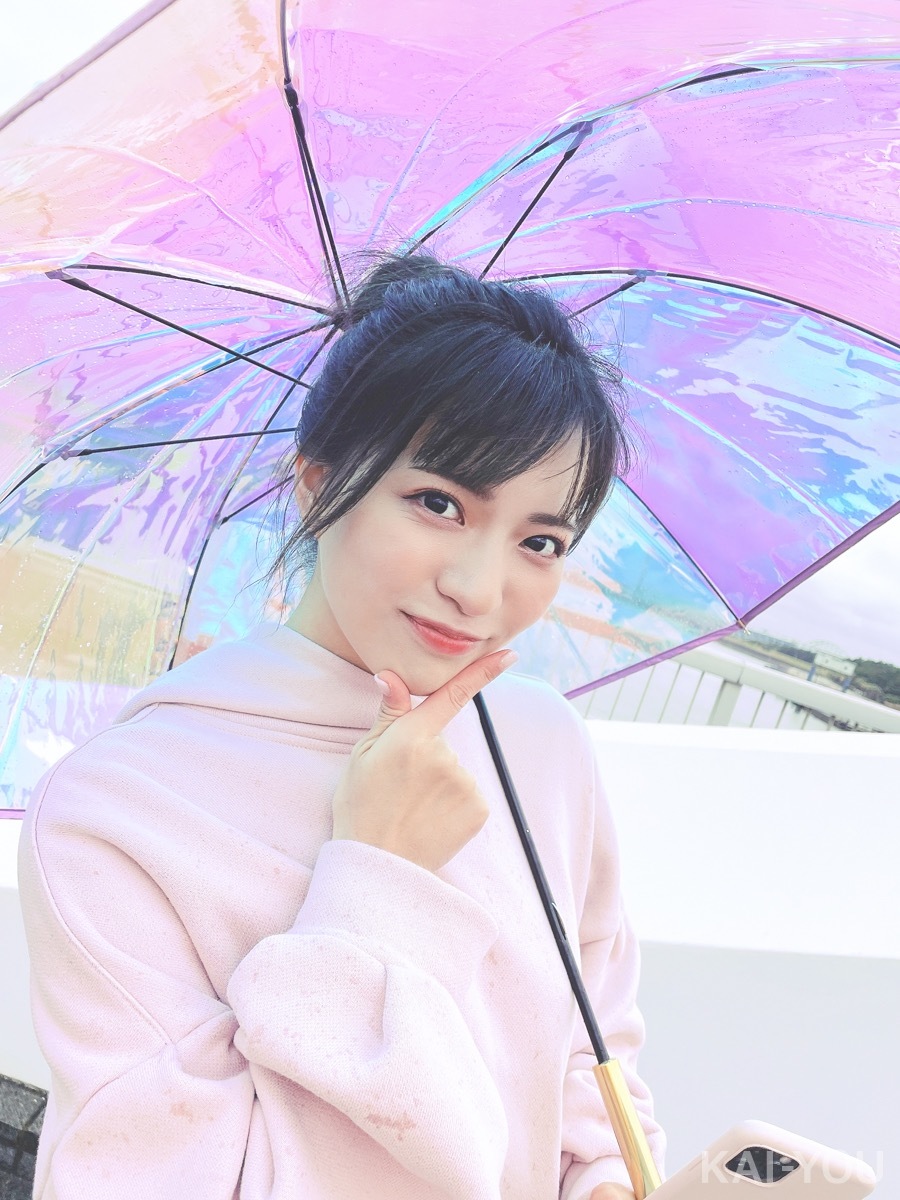 セクシー女優　根尾あかりさんと二葉エマさん