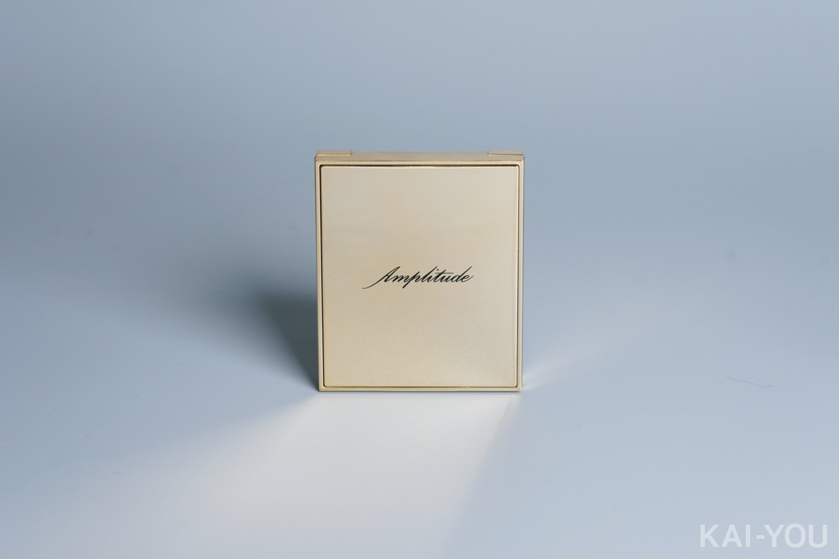 アンプリチュード コンスピキュアス チークス 09 イエローオレンジ ￥6800