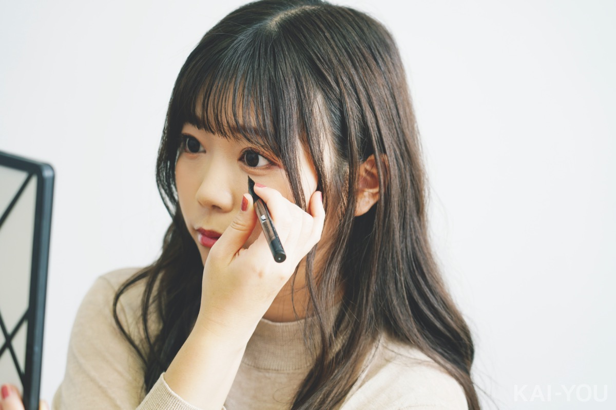 元美容部員のセクシー女優・羽咲みはるが選ぶ「ベストコスメ」