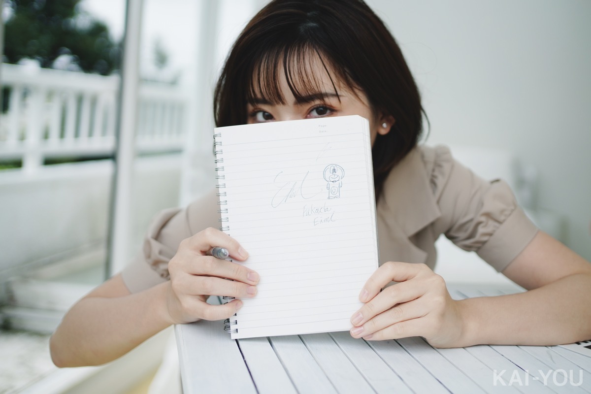 深田えいみさん撮り下ろし写真