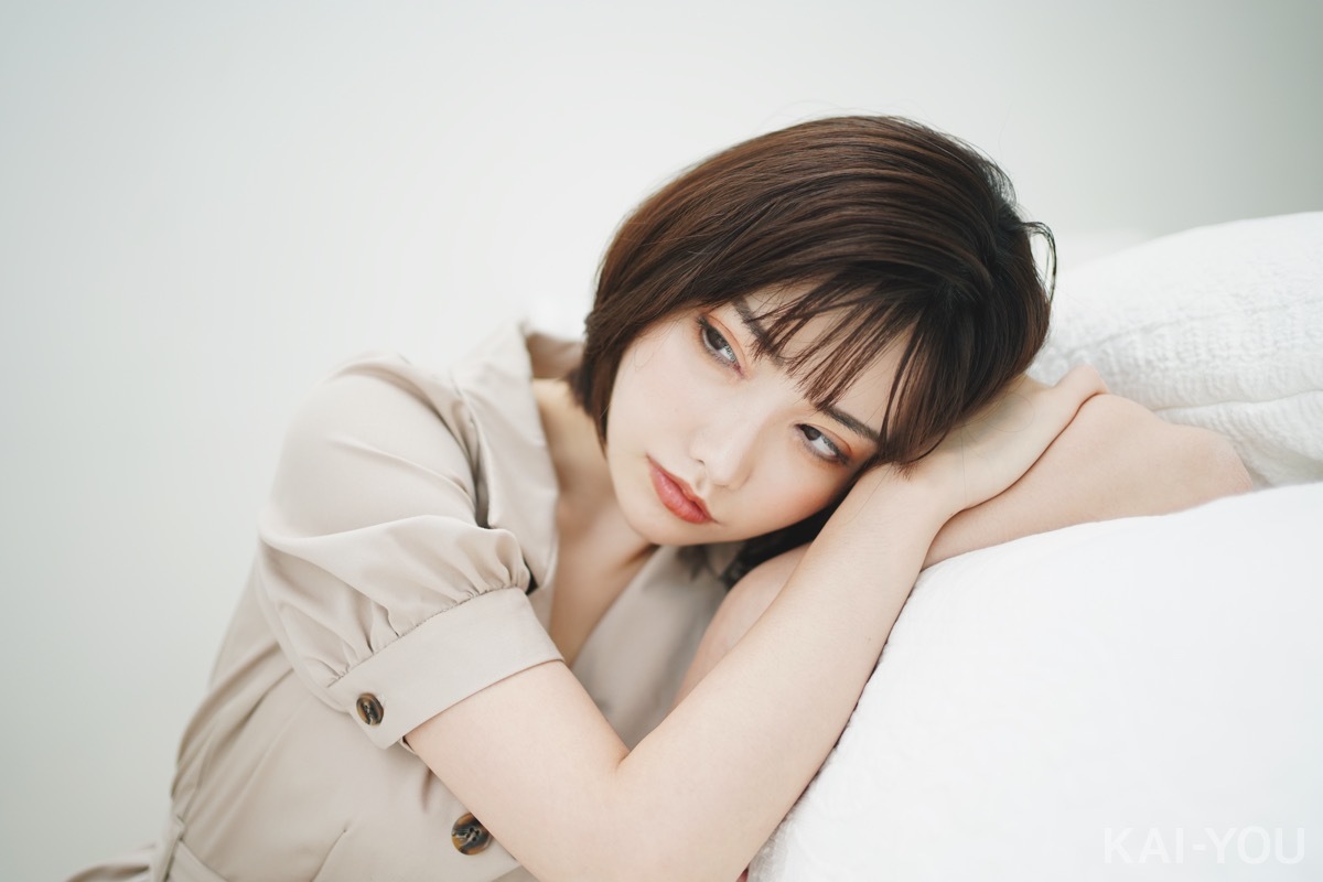 深田えいみさん撮り下ろし写真