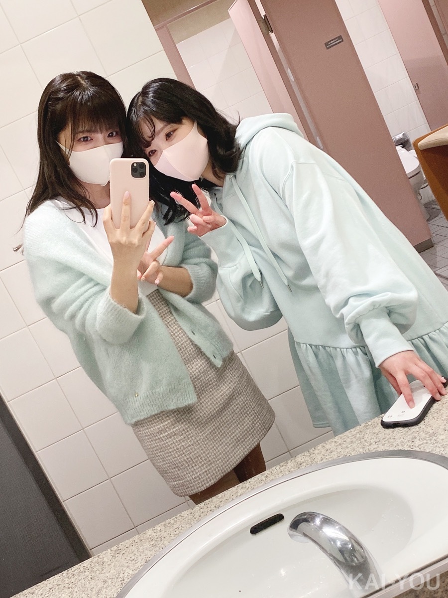 セクシー女優　根尾あかりさんと二葉エマさん