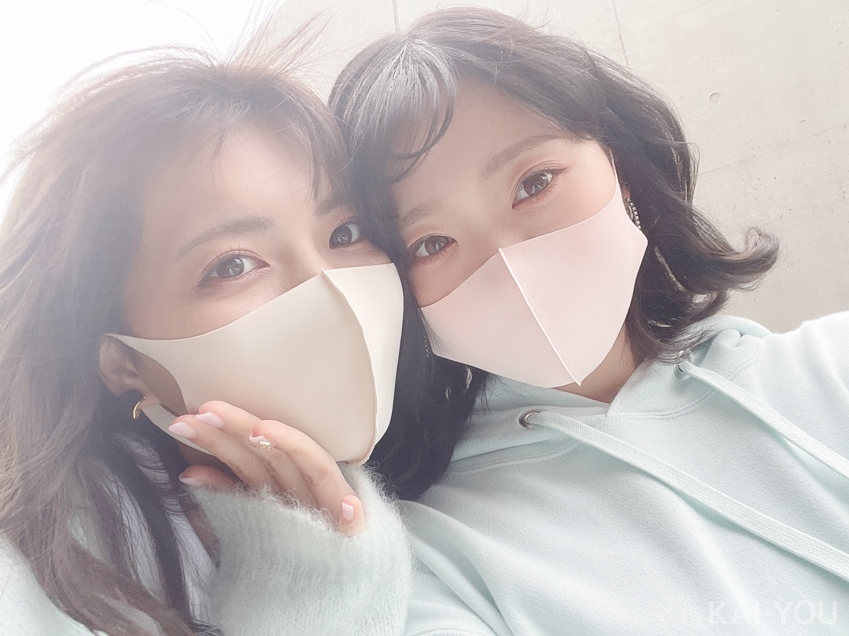 セクシー女優　根尾あかりさんと二葉エマさん