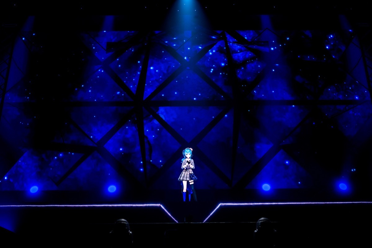 画像9: “ひろがるホロライブ”の音楽性──DECO*27監修「holo*27」ライブレポ