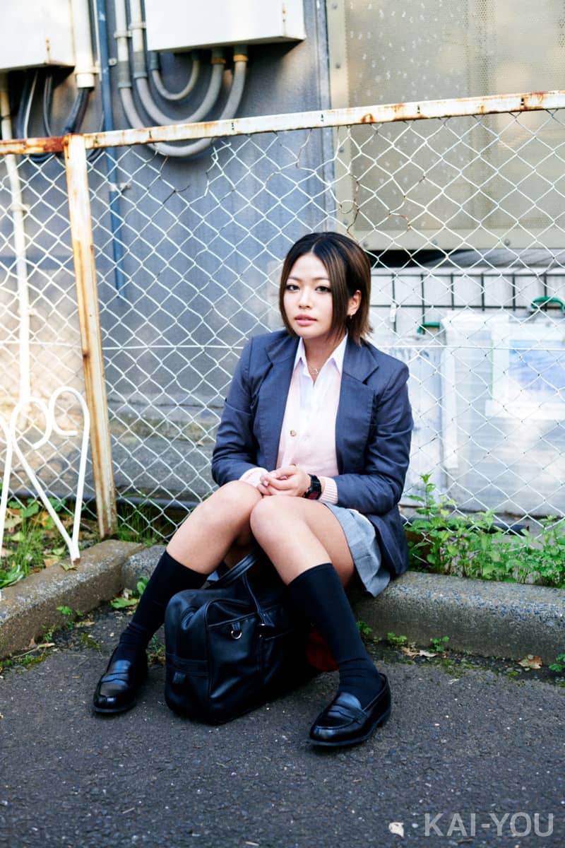 速水健朗「ギャルが生きた30年史」第2回2000年代／モデル：今井夏帆