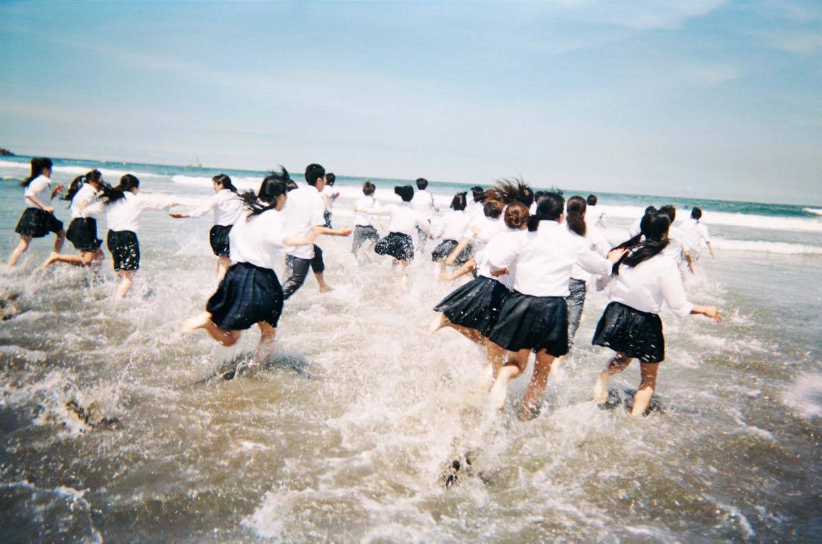 奥山由之 写真集『BEST BEFORE』収録 POCARI SWEAT「踊る修学旅行」篇 （2017）