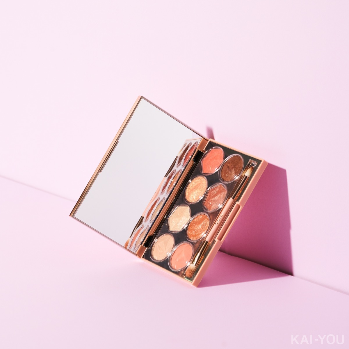 クリオ プリズム エアー アイ パレット 01 CORAL SPARKLE