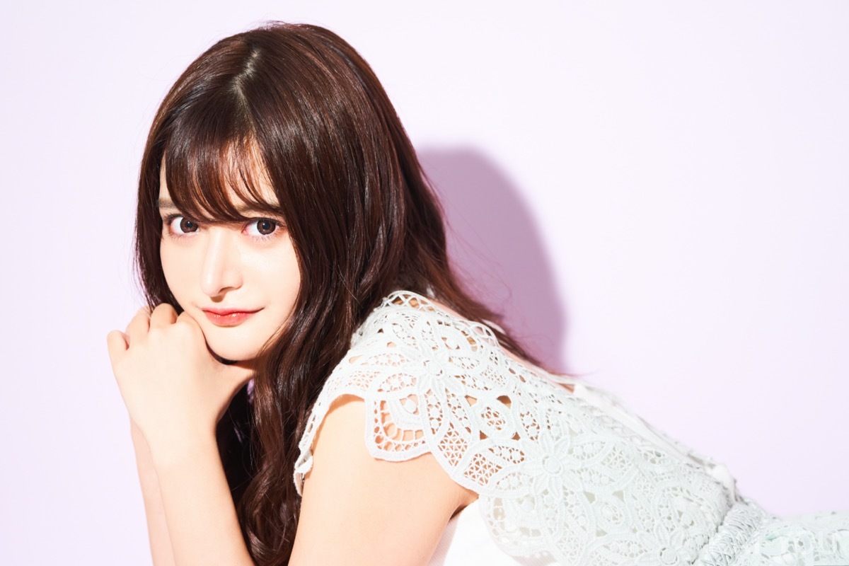 セクシー女優・ひなたまりんが選ぶ「マイベストコスメ」