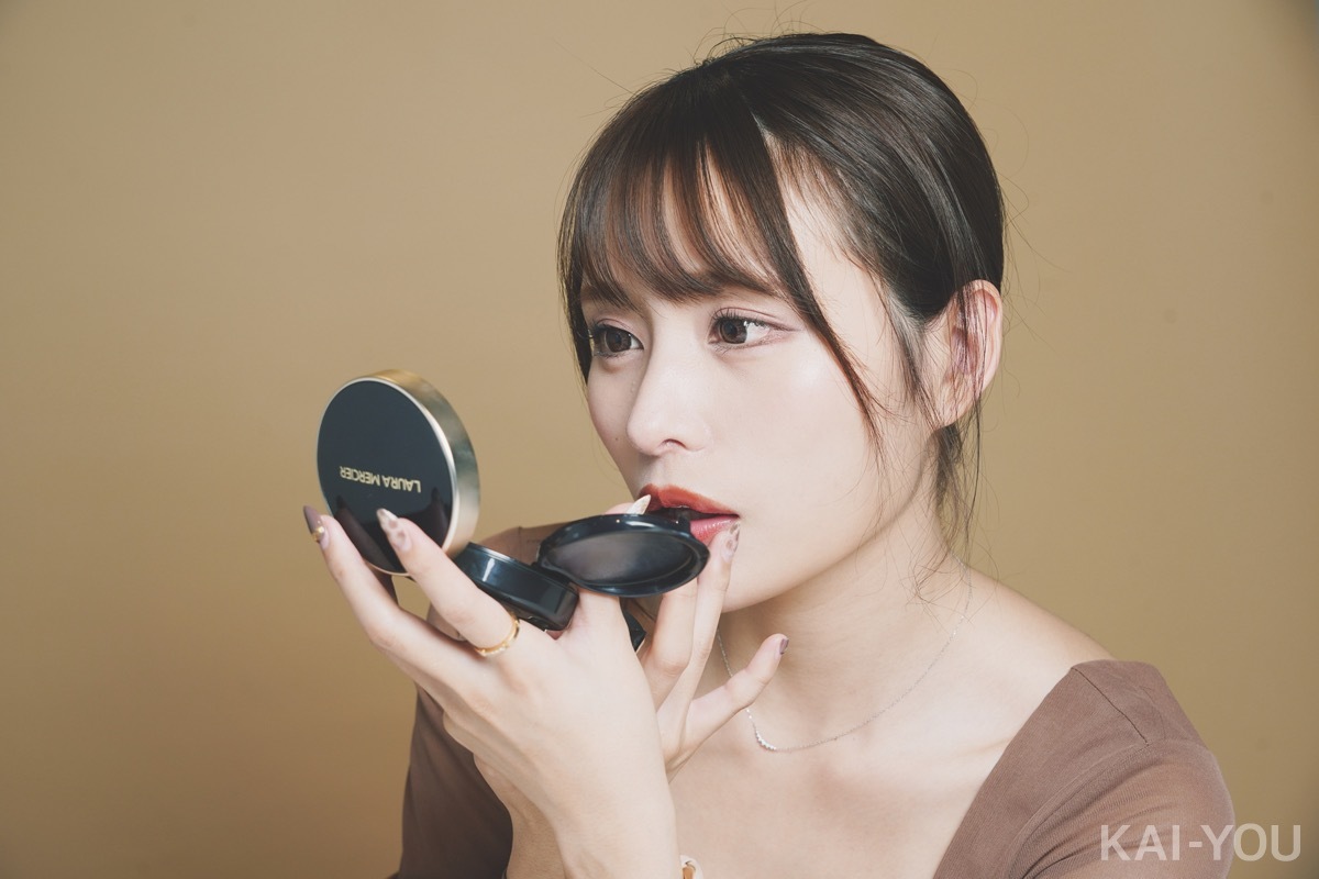 セクシー女優・伊藤舞雪が選ぶ「マイベストコスメ」