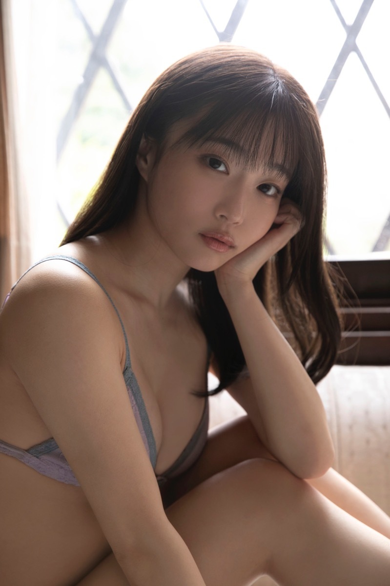 岸みゆ『週刊プレイボーイ』