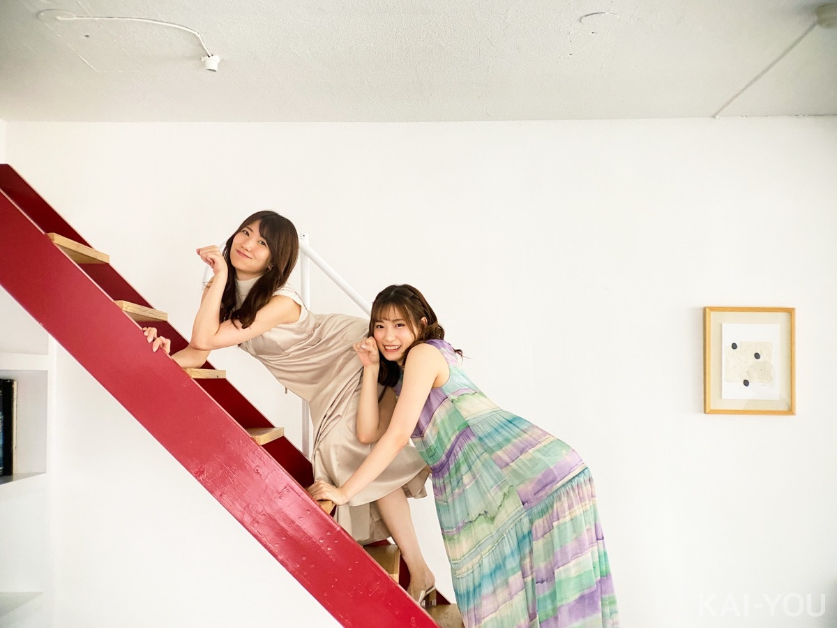 山岸逢花さんと美谷朱里さん