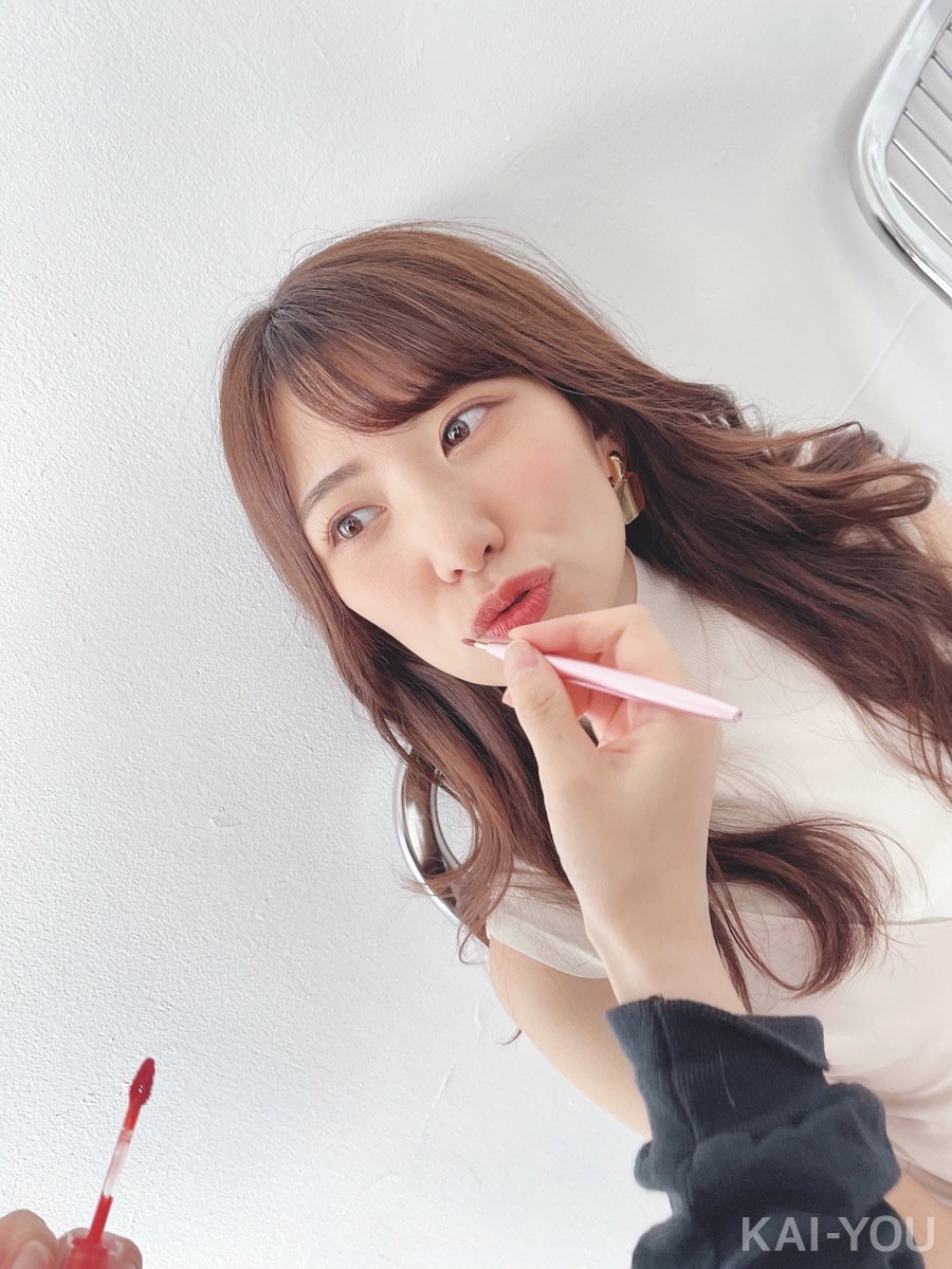 山岸逢花さんと美谷朱里さん