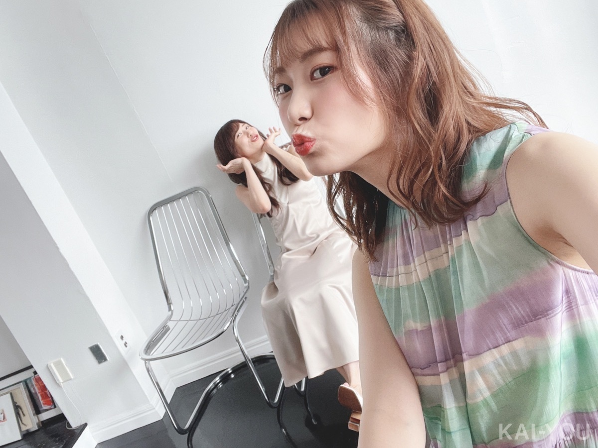 山岸逢花さんと美谷朱里さん