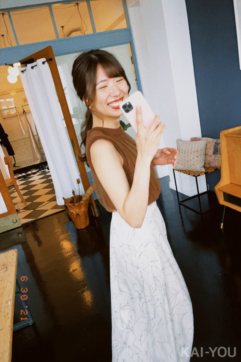 山岸逢花さんと美谷朱里さん