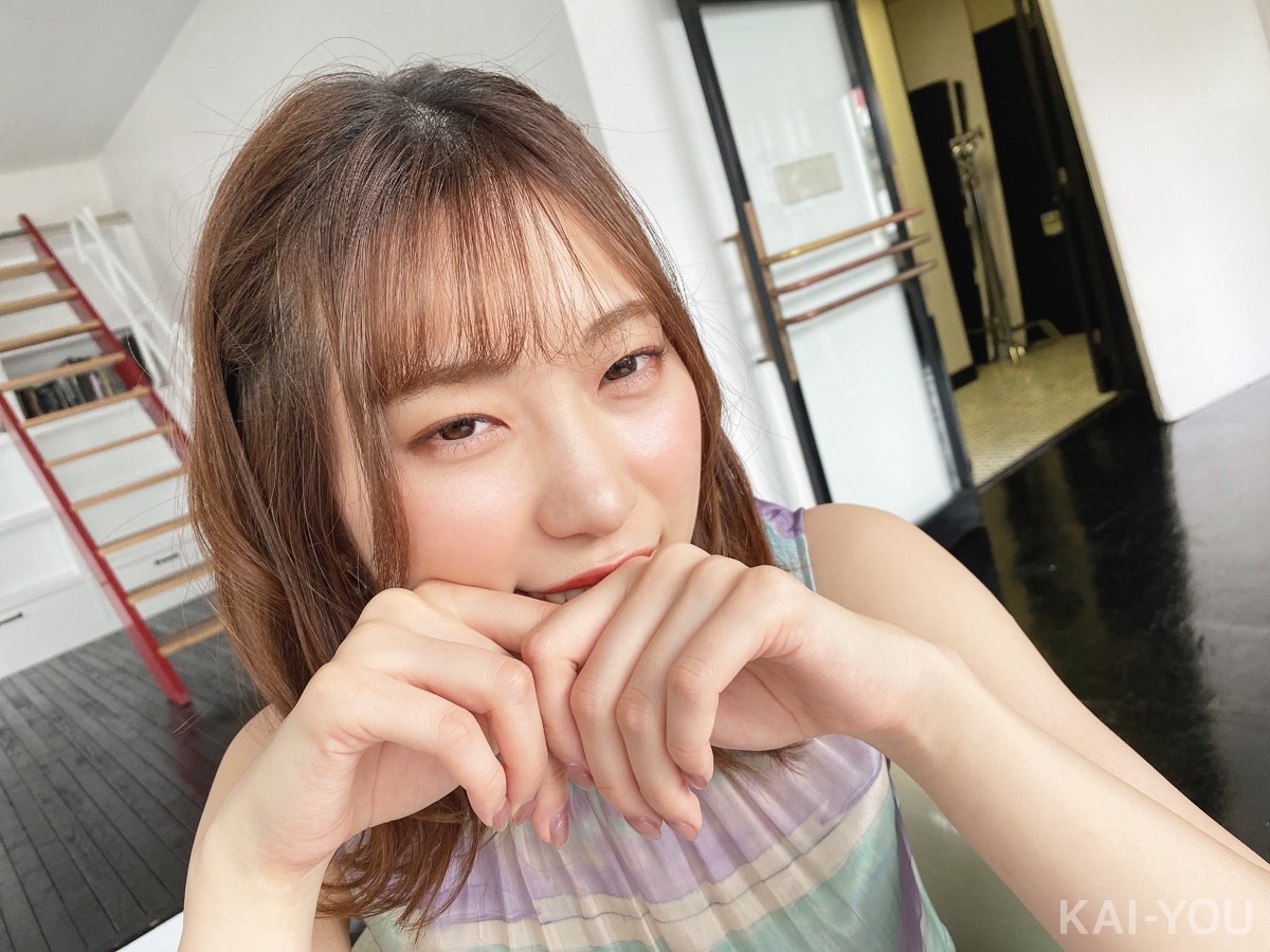 山岸逢花さんと美谷朱里さん