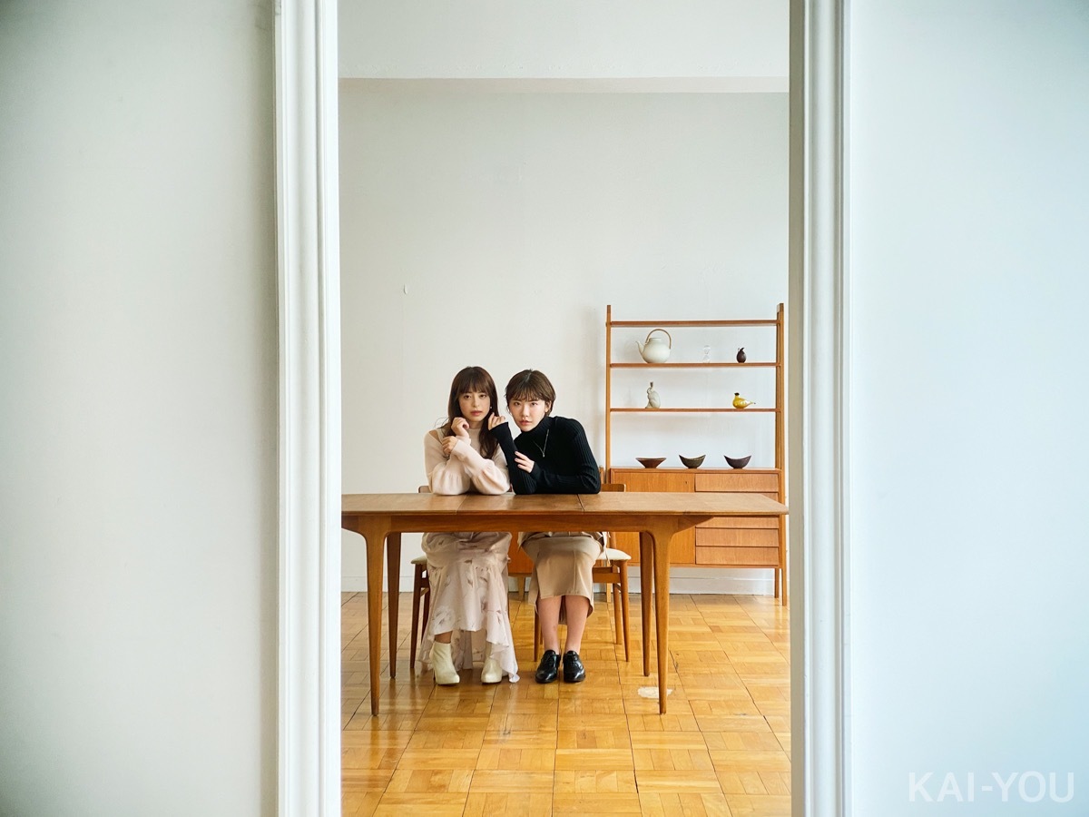 セクシー女優　深田えいみさんと桜もこさん