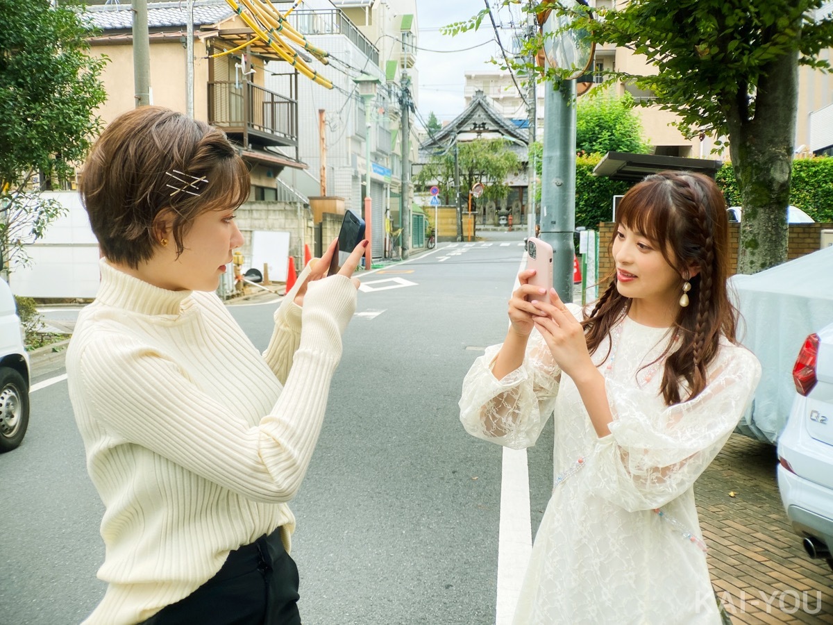 セクシー女優　深田えいみさんと桜もこさん