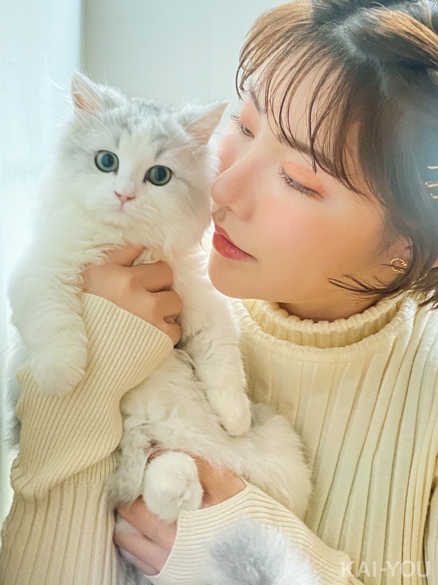 セクシー女優　深田えいみさんと桜もこさん