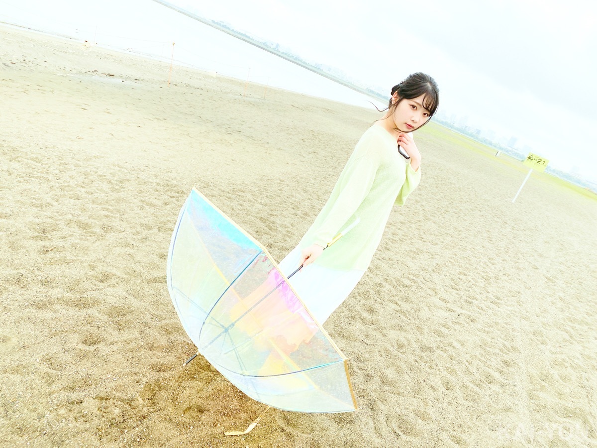 セクシー女優　根尾あかりさんと二葉エマさん