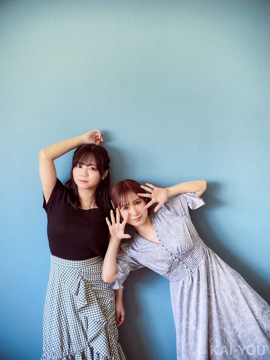 セクシー女優　小島みなみさんと羽咲みはるさん