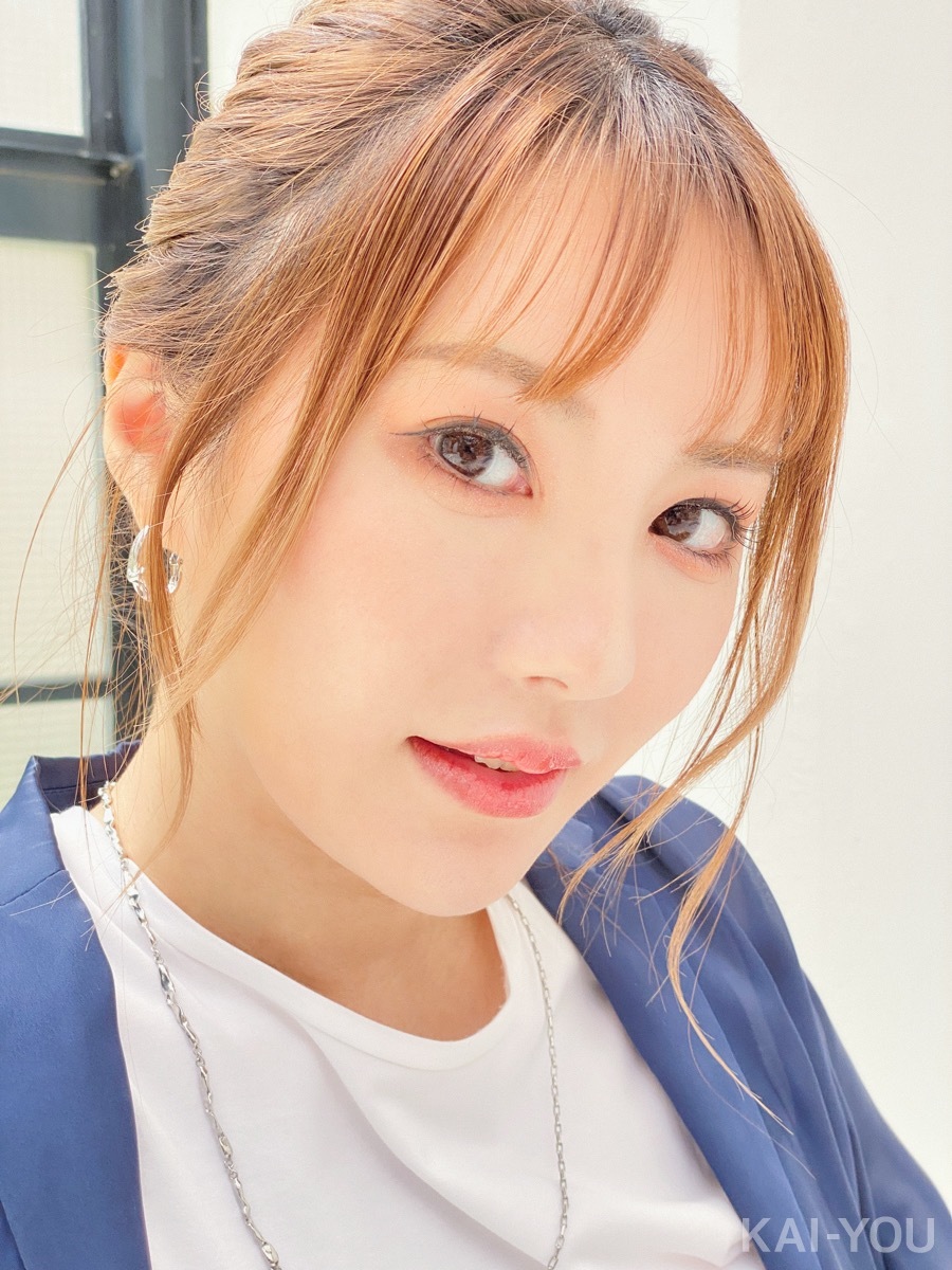 セクシー女優　桜空ももさんと天海つばささん