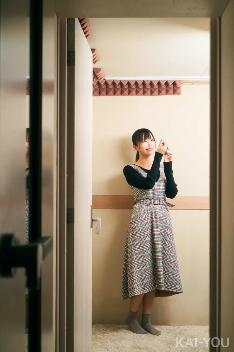 画像8: 「イヤホンをヒロインに例えてプレゼン」声優 小岩井ことり、音の探求者たる超聴力