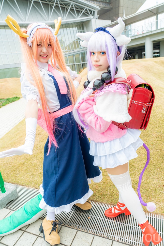（左）かたなしさん　『小林さんちのメイドラゴン』トールのコスプレ／（右）深月さん　『小林さんちのメイドラゴン』カンナカムイのコスプレ