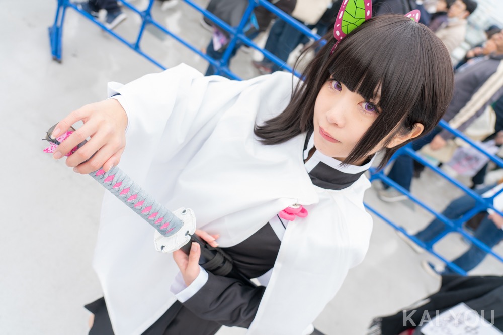 最中くるさん　『鬼滅の刃』栗花落カナヲのコスプレ