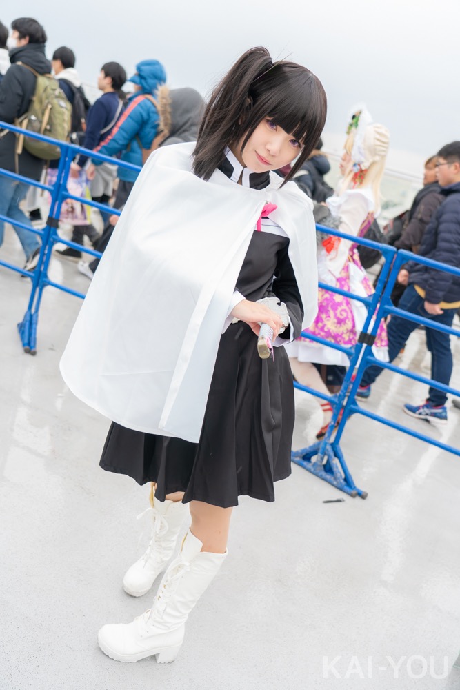 最中くるさん　『鬼滅の刃』栗花落カナヲのコスプレ