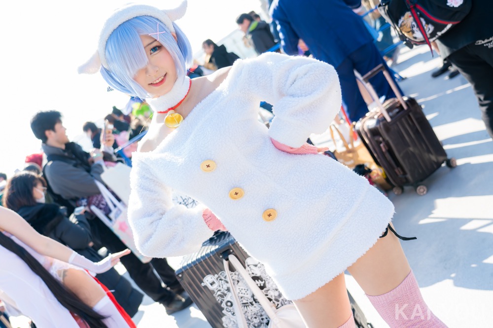 神楽坂真冬さん『Re:ゼロから始める異世界生活』レムのコスプレ
