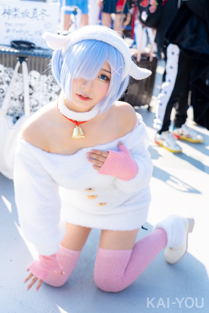 神楽坂真冬さん『Re:ゼロから始める異世界生活』レムのコスプレ