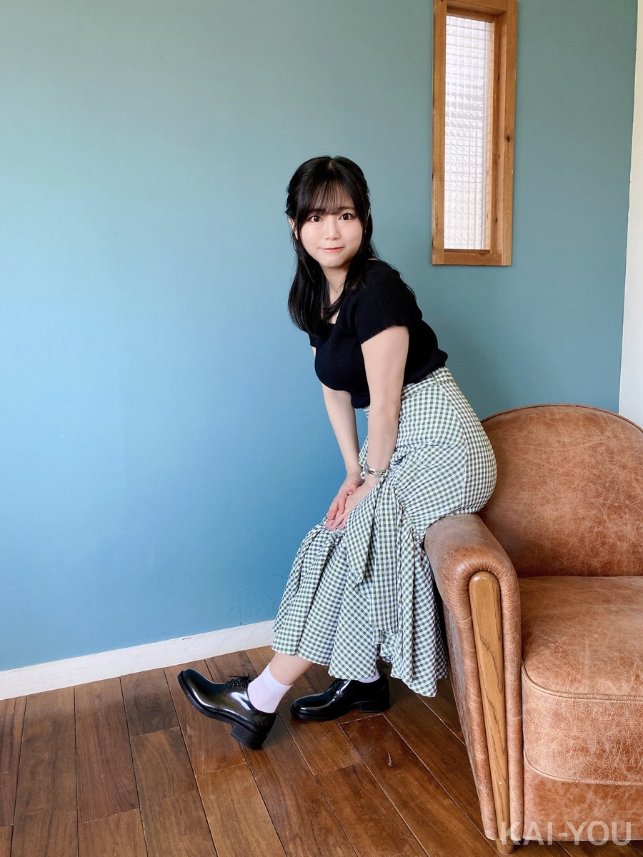 セクシー女優　小島みなみさんと羽咲みはるさん