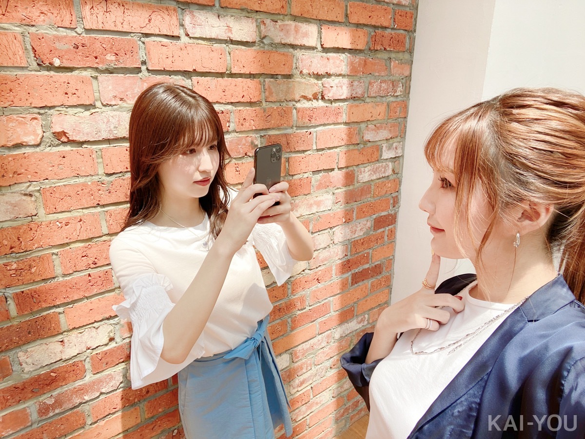 セクシー女優　桜空ももさんと天海つばささん